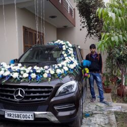 wedding car decoration , car flower decoration, marriage car decoration (32)